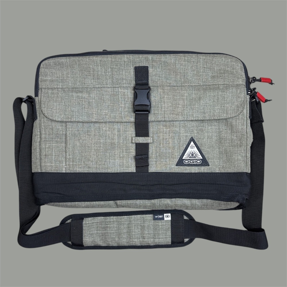 OGIO Messenger Bag Gray/Green EUC Adjustable‎ Strap Laptop Computer Work School